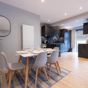 Luxurious Hackney Near Train Station Ferienhaus