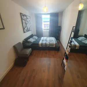 Double With Shared Bathroom Privatunterkunft
