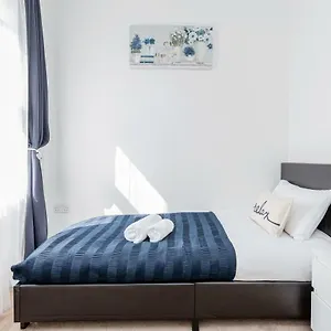 Serviced /excel/ Olympic City/ O2 Arena Apartment